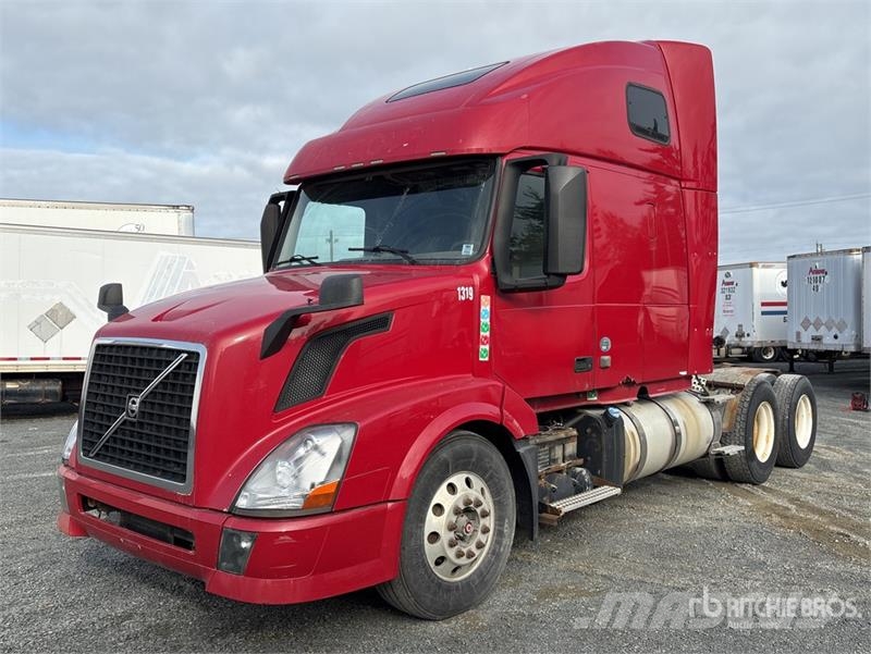Volvo VNL Sadulveokid