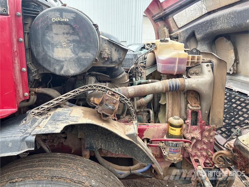 Volvo VNL Τράκτορες