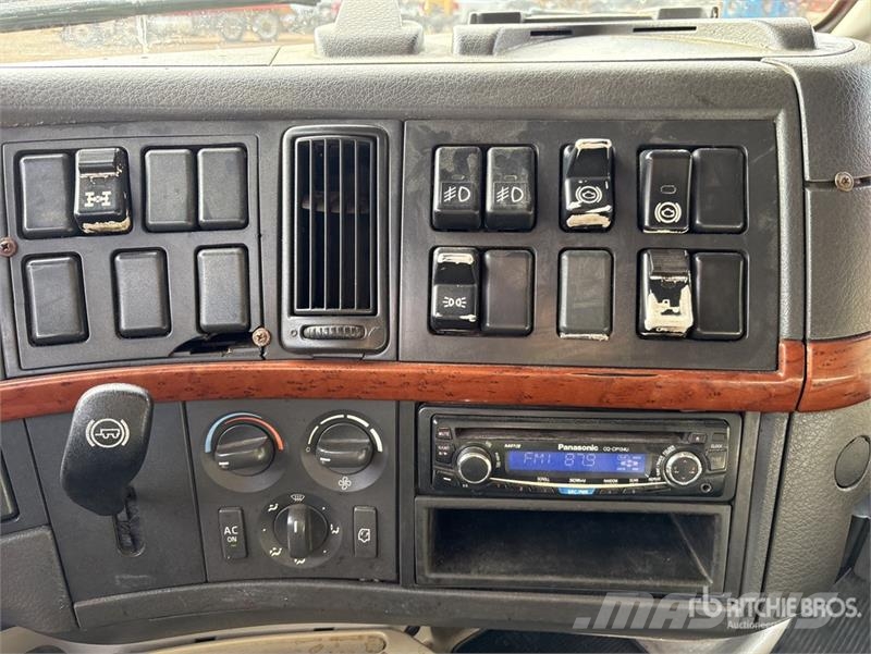 Volvo VNL 牵引车