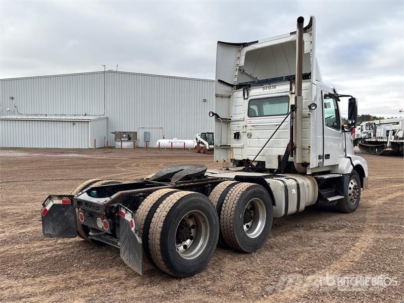 Volvo VNL Vlačilci