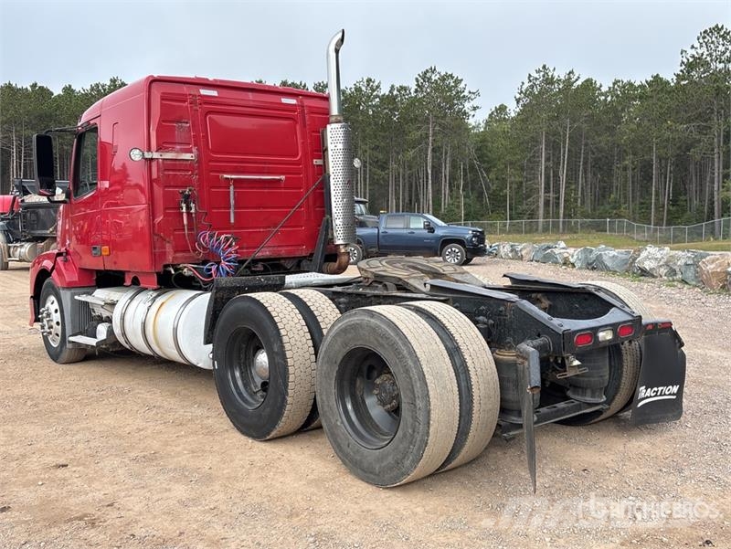 Volvo VNL 牵引车