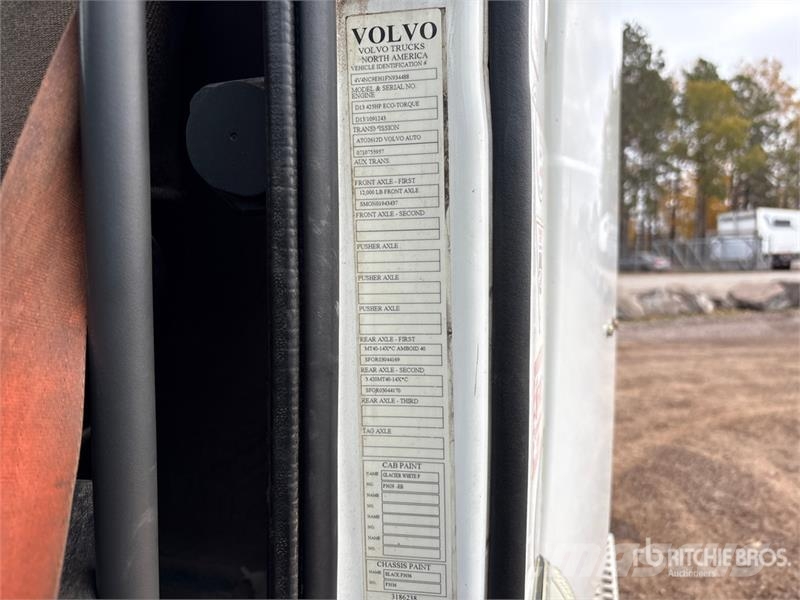 Volvo VNL Vlačilci