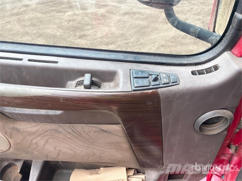 Volvo VNL Τράκτορες