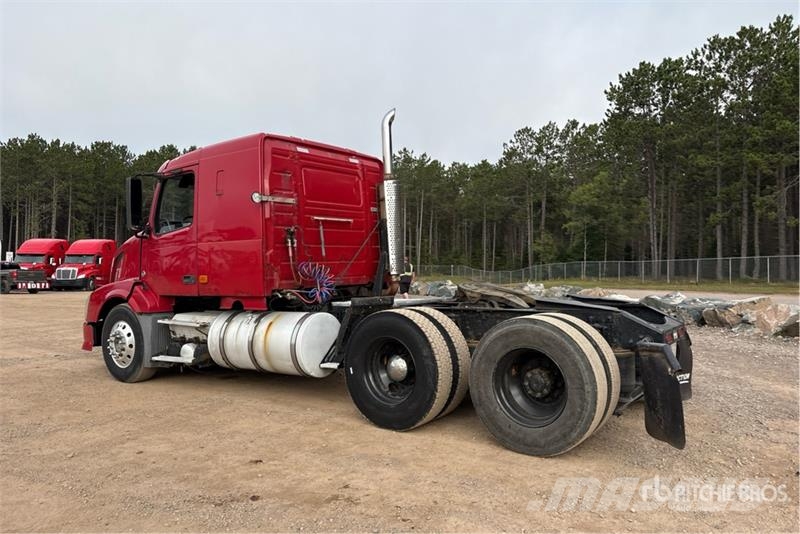 Volvo VNL Sattelzugmaschinen