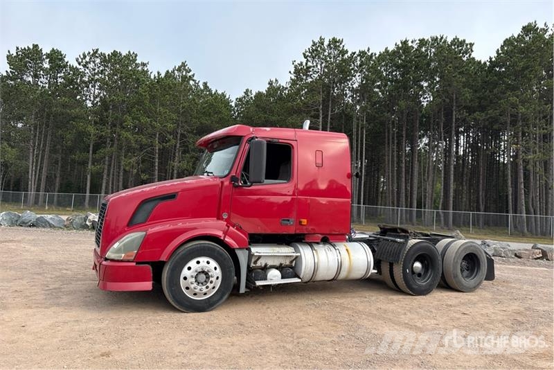 Volvo VNL Sattelzugmaschinen