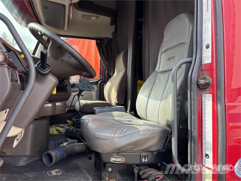 Volvo VNL Sadulveokid