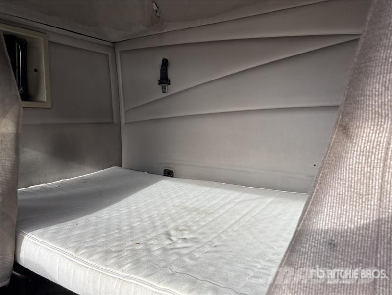 Volvo VNL 牵引车
