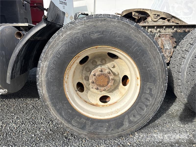 Volvo VNL Sadulveokid