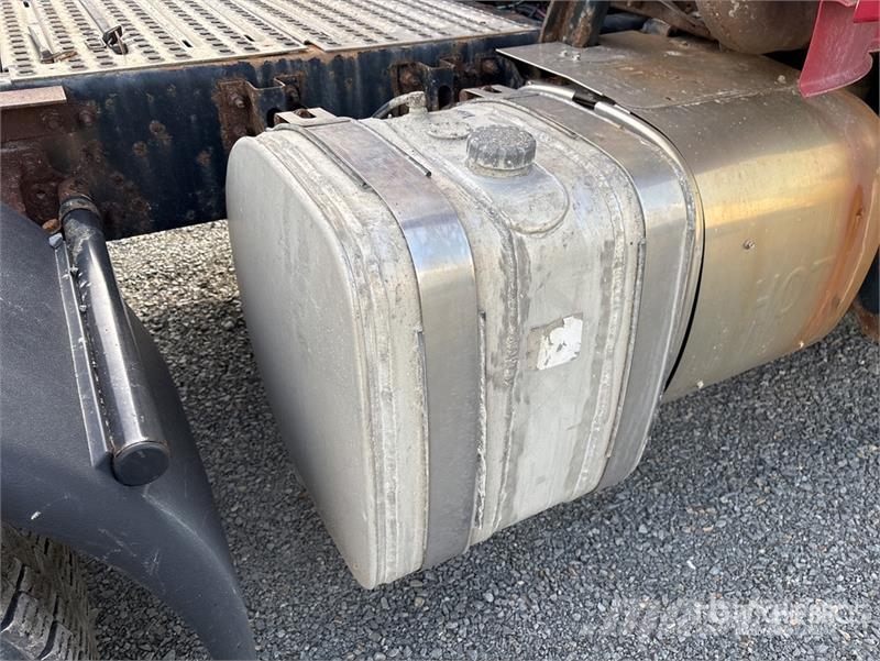 Volvo VNL Sadulveokid