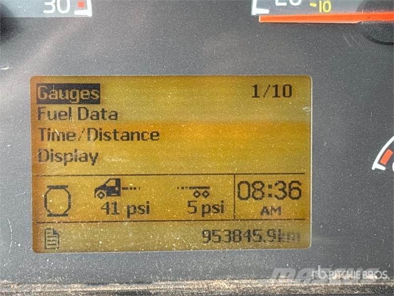 Volvo VNL 牵引车