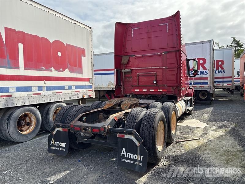 Volvo VNL Sadulveokid
