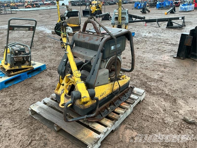 Wacker Neuson DPU-6055 Reversible Vibratory Plate Compactor Vibrationsgeräte
