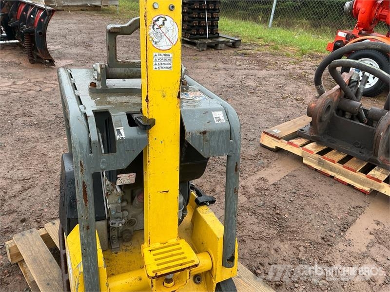Wacker Neuson DPU3050H Reversible Vibratory Plate Compactor Vibrationsgeräte