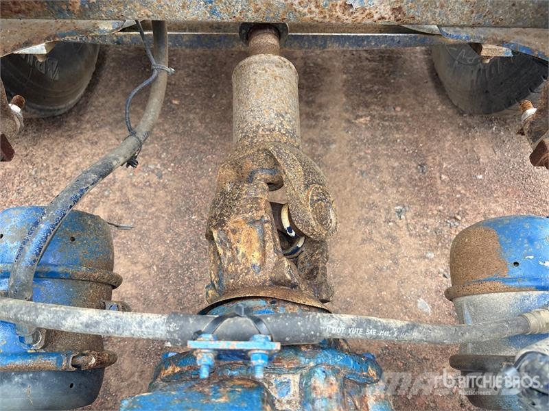 Western Star 4900 6x4 T/A Sleeper Truck Tractor (Inoperable) Влекачи