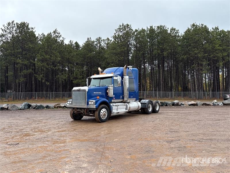 Western Star 4900 6x4 T/A Sleeper Truck Tractor Cavalos mecânicos