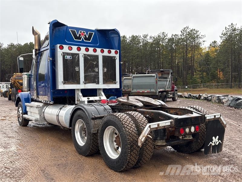 Western Star 4900 6x4 T/A Sleeper Truck Tractor Cavalos mecânicos