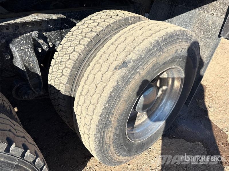 Western Star 4900 6x4 T/A Dump Truck Damperli kamyonlar