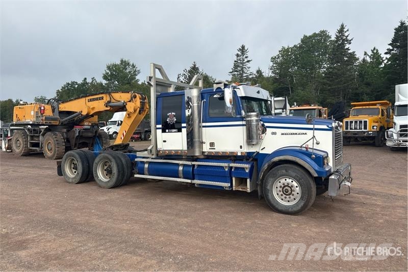 Western Star 4900 6x4 T/A Sleeper Truck Tractor (Inoperable) Влекачи