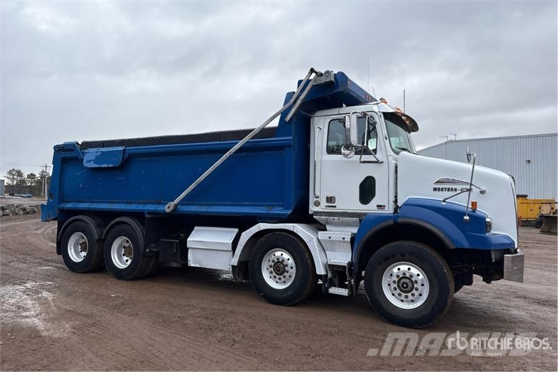 Western Star 4900 8x4 Twin-Steer T/A Dump Truck Kiperi kamioni