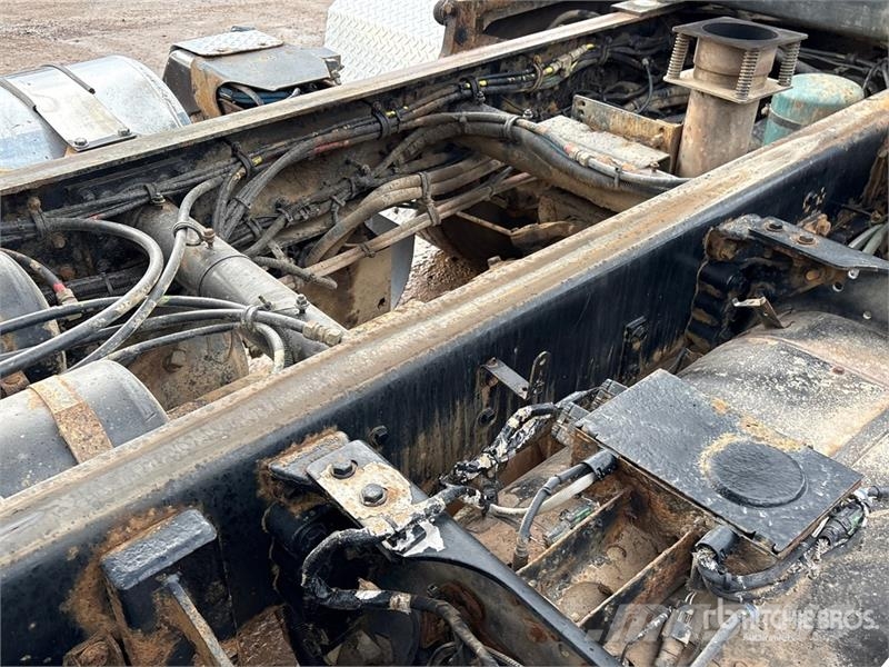 Western Star 4900 8x4 Twin-Steer T/A Dump Truck Kiperi kamioni