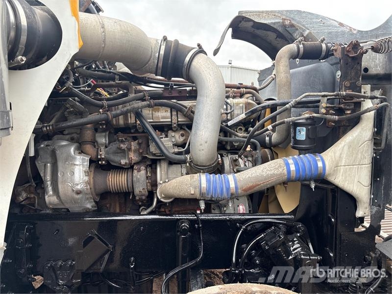 Western Star 4900 8x4 Tri/A Day Cab Truck Tractor Tractores (camiões)