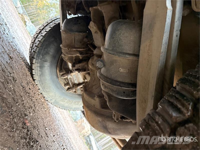 Western Star 4900 8x4 Twin-Steer T/A Dump Truck Kiperi kamioni