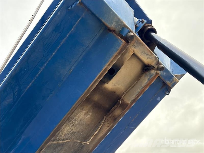 Western Star 4900 8x4 Twin-Steer T/A Dump Truck Kiperi kamioni
