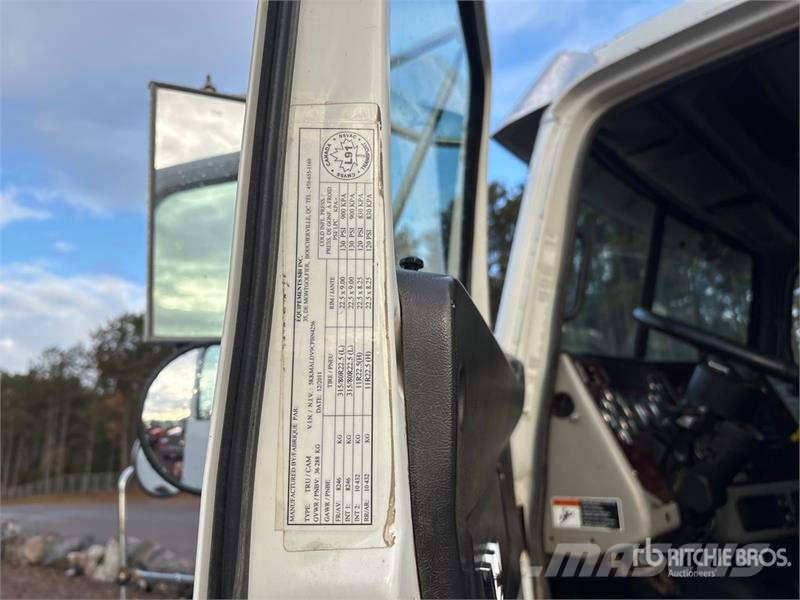 Western Star 4900 8x4 Twin-Steer T/A Dump Truck Tipper trucks