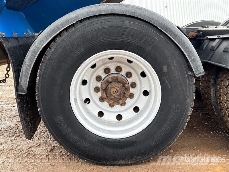 Western Star 4900 8x4 Twin-Steer T/A Dump Truck Kiperi kamioni