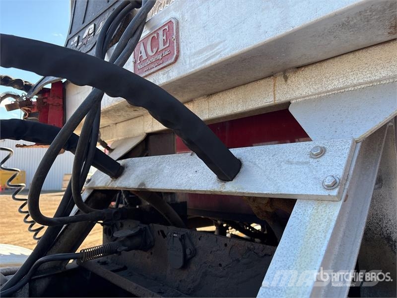 Western Star 4900FA 8x4 Tri/A Sleeper Truck Tractor Trekkers