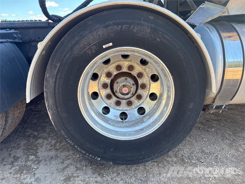 Western Star 4900FA 8x4 Tri/A Sleeper Truck Tractor Trekkers