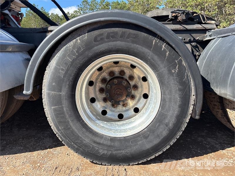 Western Star 4900FA 8x4 Tri/A Sleeper Truck Tractor Trekkers