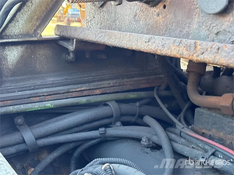 Western Star 4900FA 8x4 Tri/A Sleeper Truck Tractor Trekkers