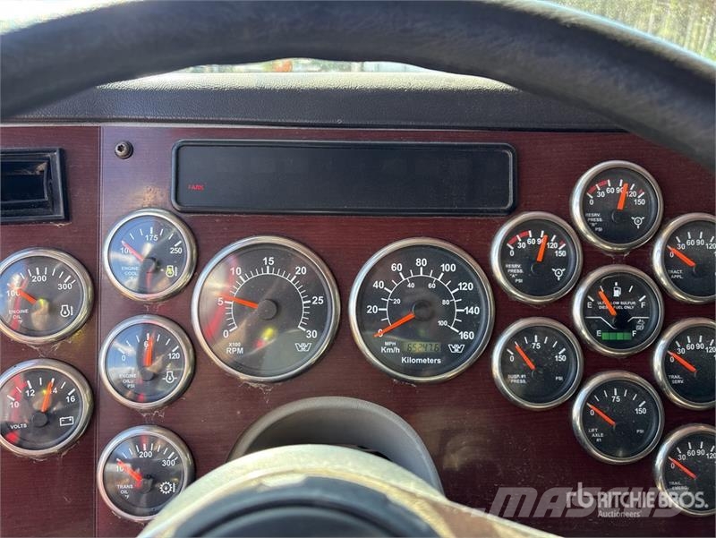 Western Star 4900FA 8x4 Tri/A Sleeper Truck Tractor Trekkers