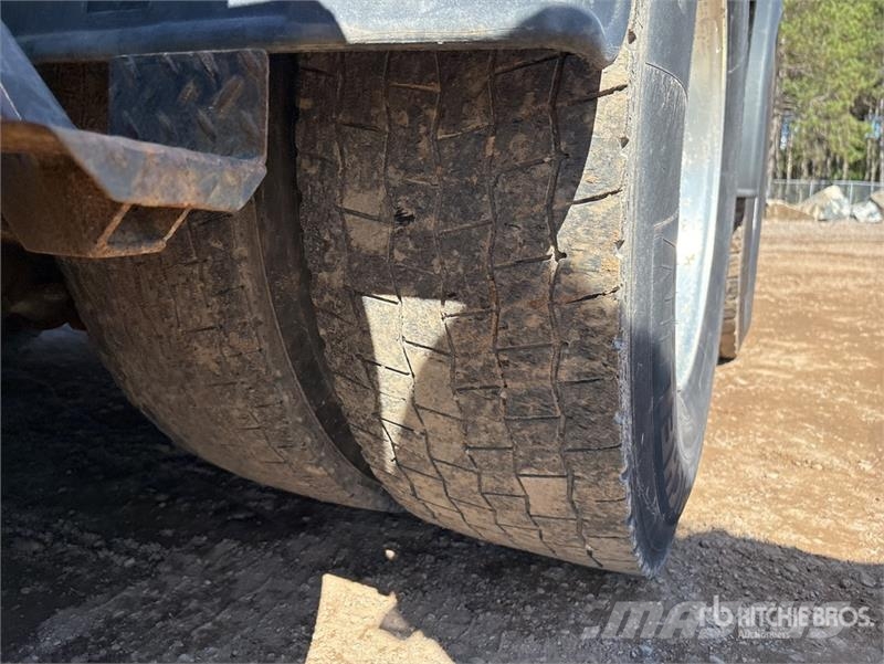 Western Star 4900FA 8x4 Tri/A Sleeper Truck Tractor Trekkers