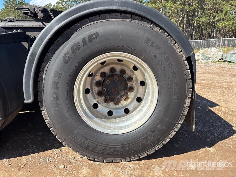 Western Star 4900FA 8x4 Tri/A Sleeper Truck Tractor Trekkers