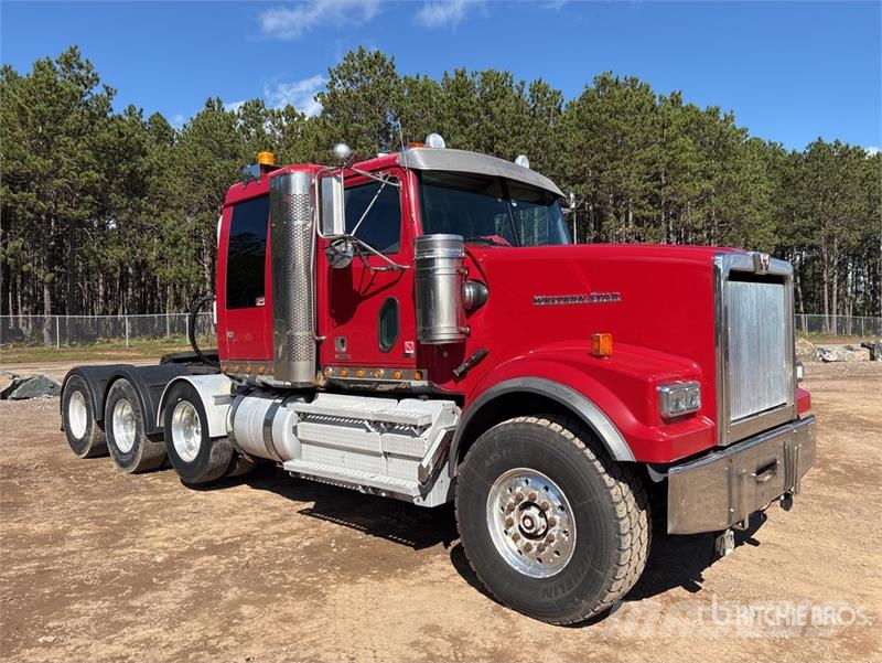 Western Star 4900FA 8x4 Tri/A Sleeper Truck Tractor Trekkers