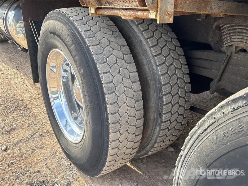 Western Star PM 47524 PX 9489 lb Knuckle Boom on Western Star Camioane cu macara