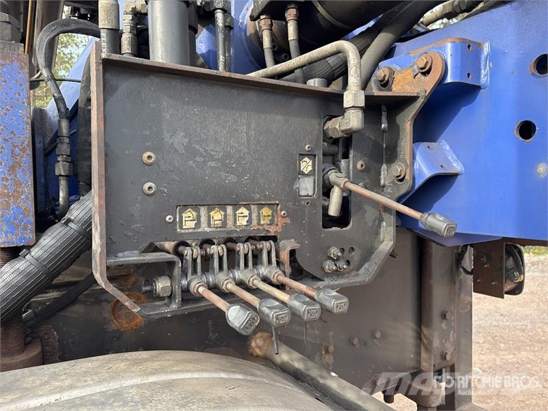 Western Star PM 47524 PX 9489 lb Knuckle Boom on Western Star Camioane cu macara