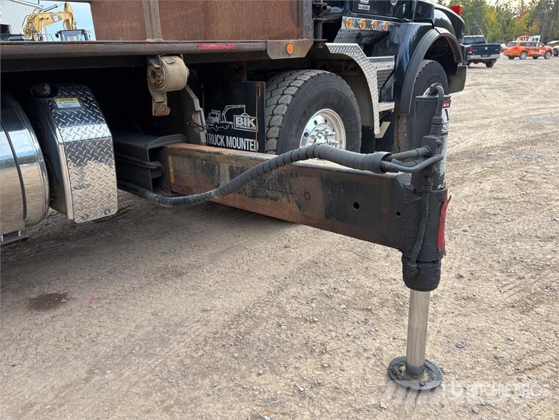 Western Star PM 47524 PX 9489 lb Knuckle Boom on Western Star Camioane cu macara