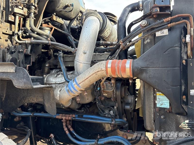 Western Star PM 47524 PX 9489 lb Knuckle Boom on Western Star Camioane cu macara