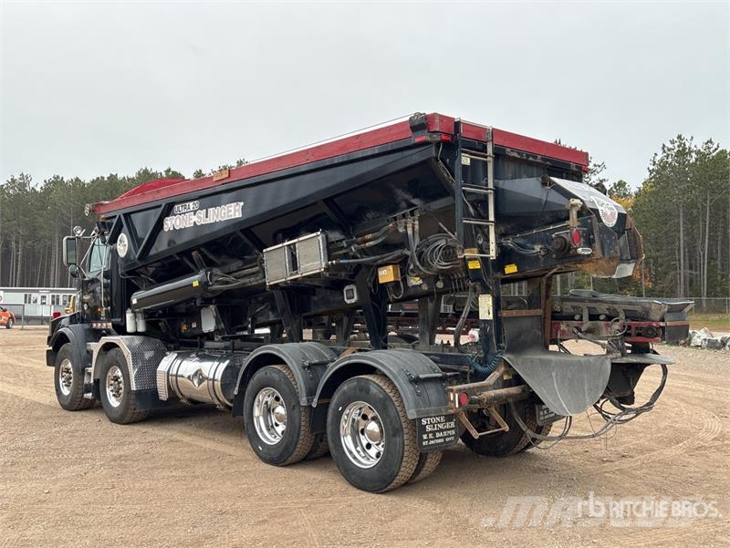 Western Star Stone Slinger Ultra 20 on  Western Star 4800TS 8x4 Betonikivikoneet