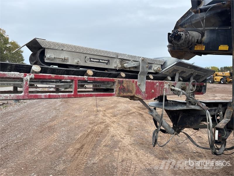 Western Star Stone Slinger Ultra 20 on  Western Star 4800TS 8x4 ماكينات الحصاة والخرسانة