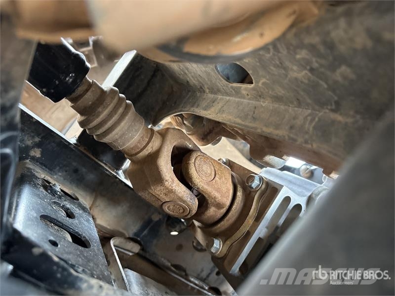 Yamaha WOLVERINE RMAX 1000 4x4 Utility Vehicle Підсобні машини