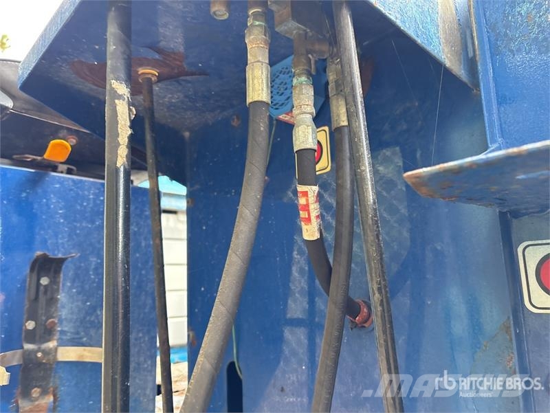 Zamboni Ice Resurfacer (Inoperable) Muud teekoristamise ja lumekoristamise masinad