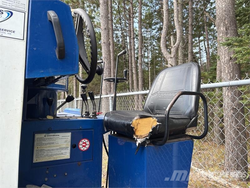 Zamboni Ice Resurfacer (Inoperable) Muud teekoristamise ja lumekoristamise masinad