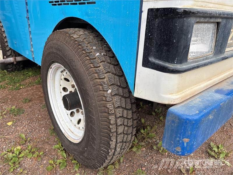 Zamboni Ice Resurfacer (Inoperable) Muud teekoristamise ja lumekoristamise masinad