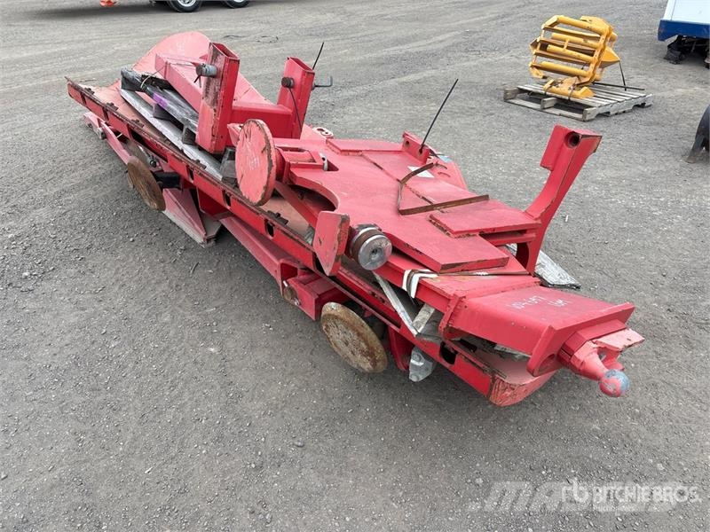 10 ft Snow Wing - Fits Cat 16M Ostale poljoprivredne mašine
