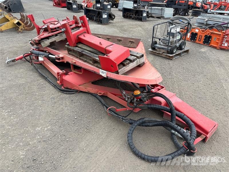 10 ft Snow Wing - Fits Cat 16M Ostale poljoprivredne mašine