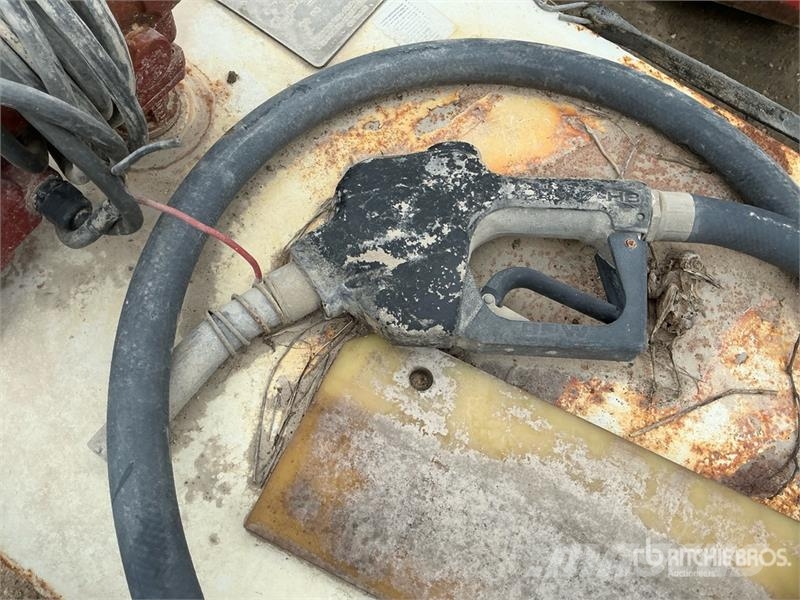  100 gal Steel Fuel Tank Fuel and additive tanks